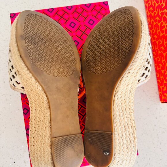 Tory Burch Thatched Perf Wedge Slide/Veg Nappa, size 6.5 - Picture 4 of 4